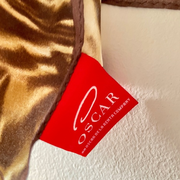 Oscar de la Renta Brown and Gold Wrap - Picture 3 of 6